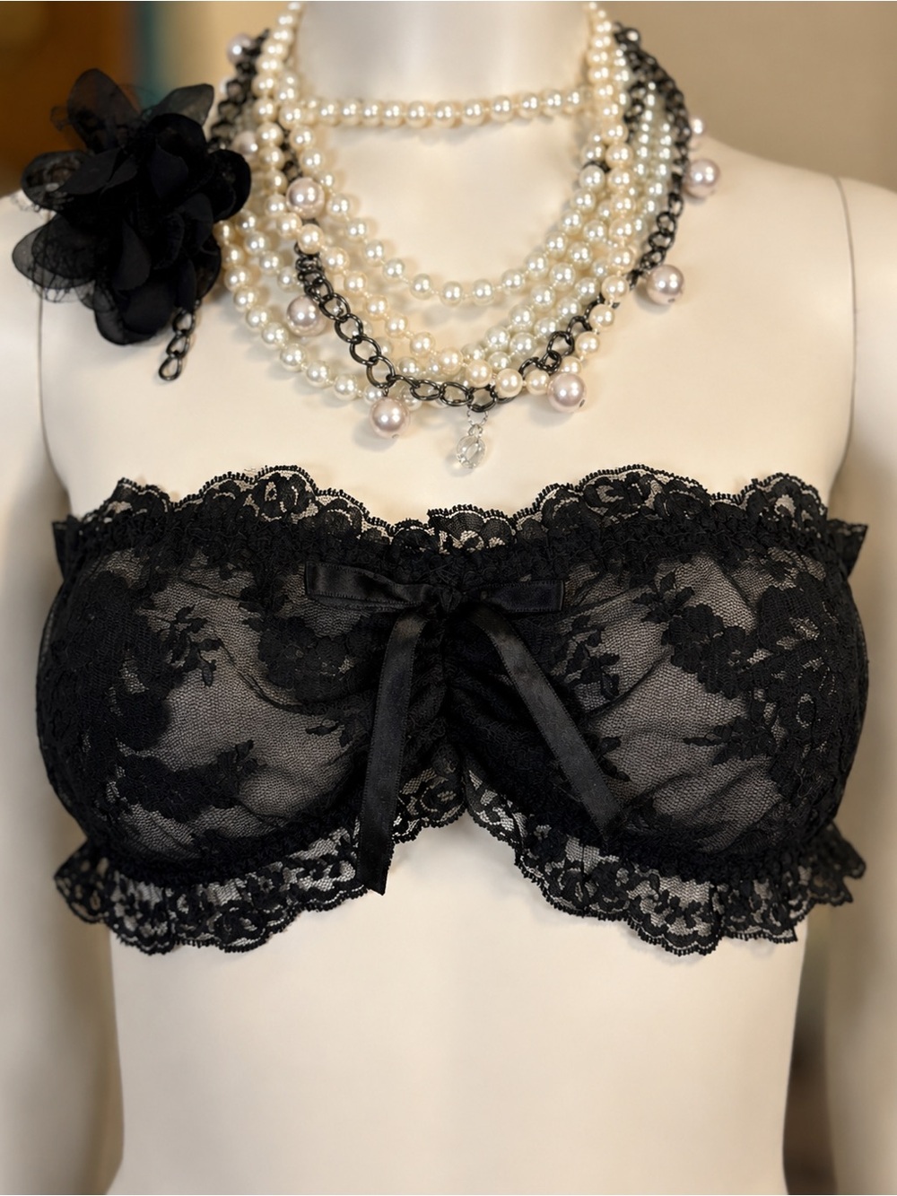 Vintage Saks Fifth Avenue Formfit Rogers Black Lace Strapless Bralette Size 36